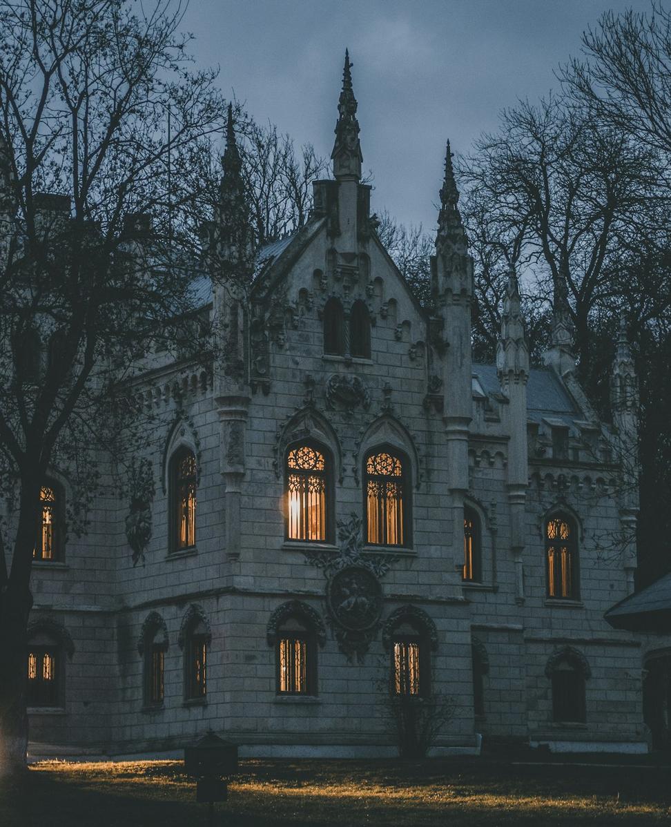 The Raven's Nest Residence